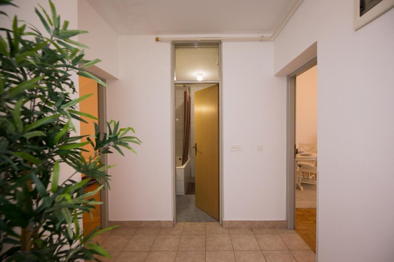 Apartman Ana Appartement Osijek Buitenkant foto