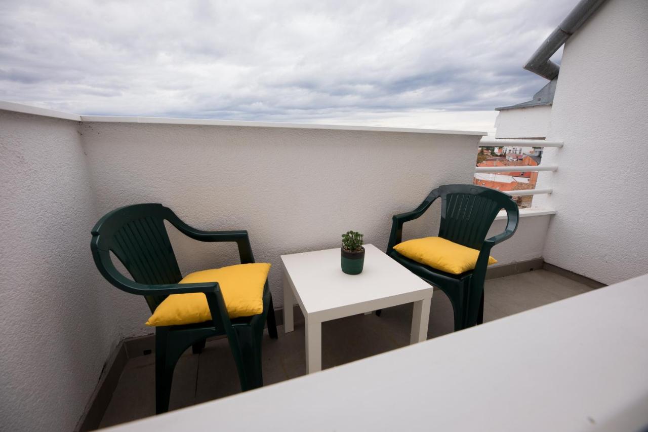 Apartman Ana Appartement Osijek Buitenkant foto