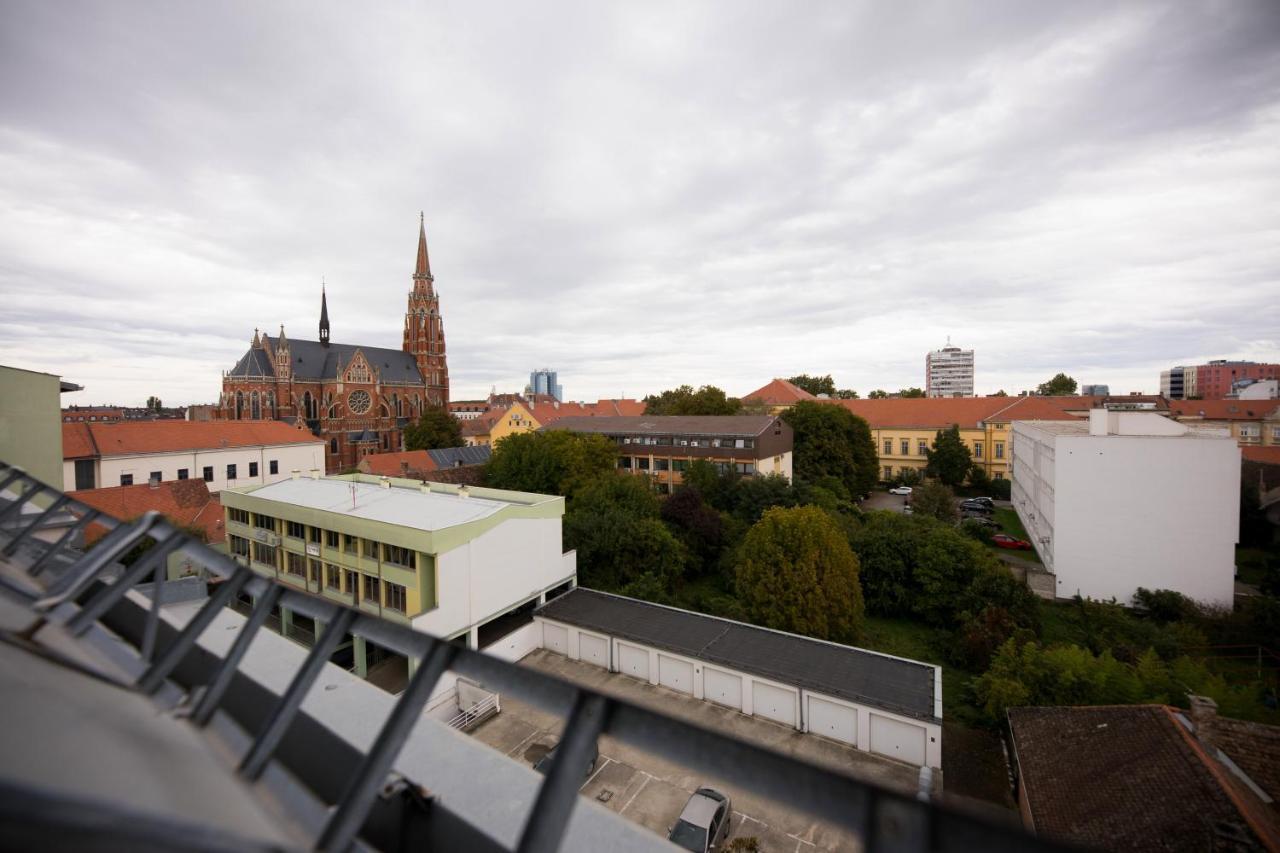 Apartman Ana Appartement Osijek Buitenkant foto