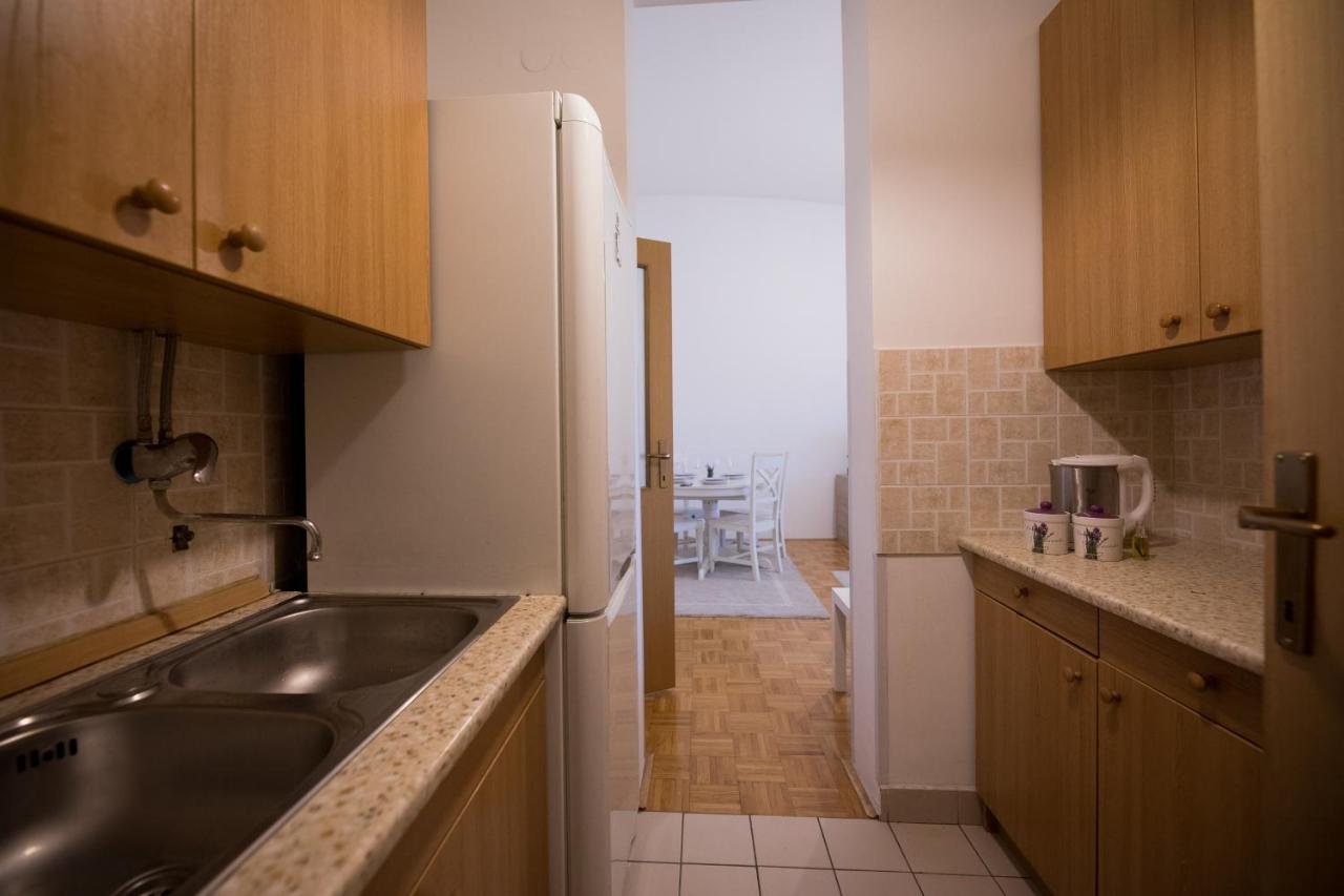Apartman Ana Appartement Osijek Buitenkant foto